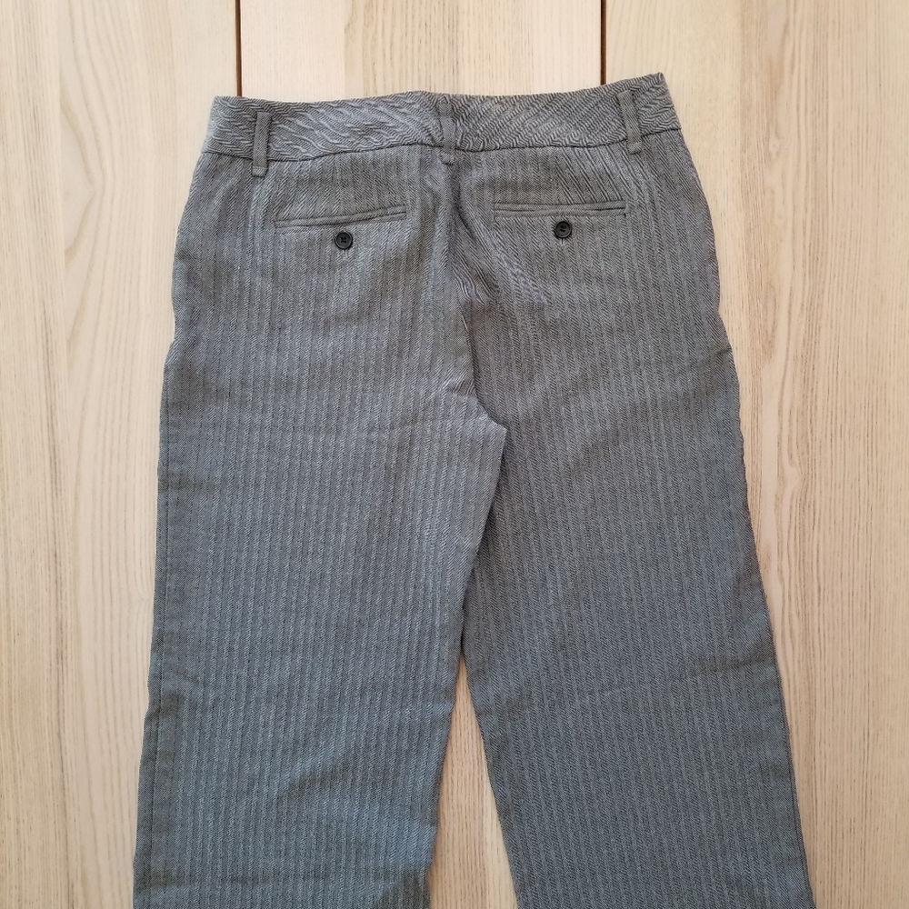 The Limited Cassidy Fit Wide Legged Pinstripe Trousers | Size 8 - Picture 4 of 8